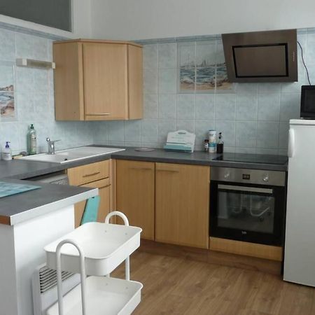 12 Rdc Appartement 2 Chambres Jardin Terrasse Ploneour-Lanvern Bagian luar foto